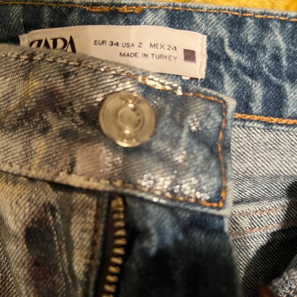 Zara women’s Metallic Silver Straight Jeans - Picture 11 of 12
